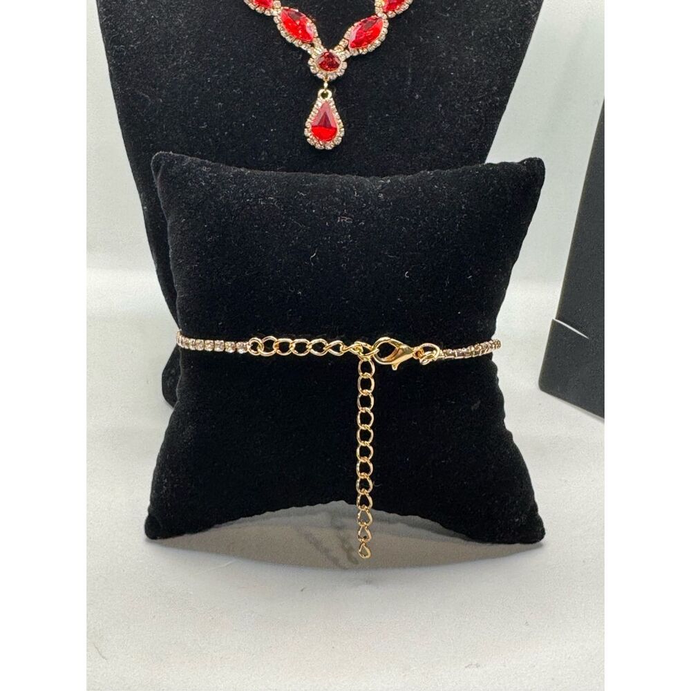 nOir Jewelry 3- Piece Red Crystal Yellow Gold Gold Necklace Chain Jewelry Set - Picture 7 of 11